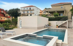 Gorgeous Home In Podstrana With Wifi